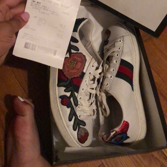 Gucci embroidered low top sneaker - Picture 1 of 4